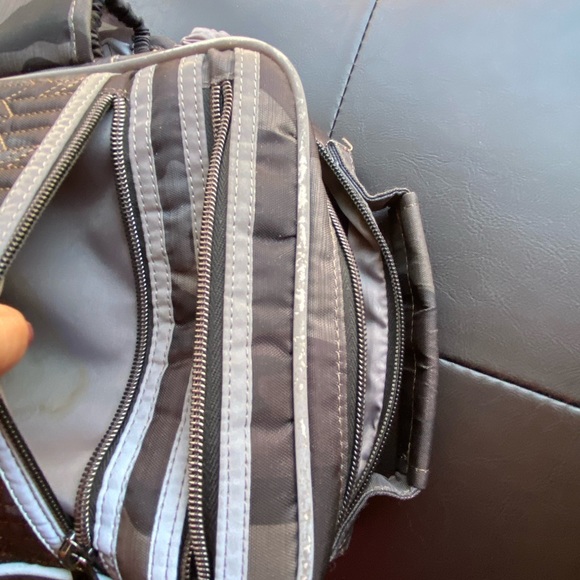 Lug Boxcar crossbody - Picture 11 of 12